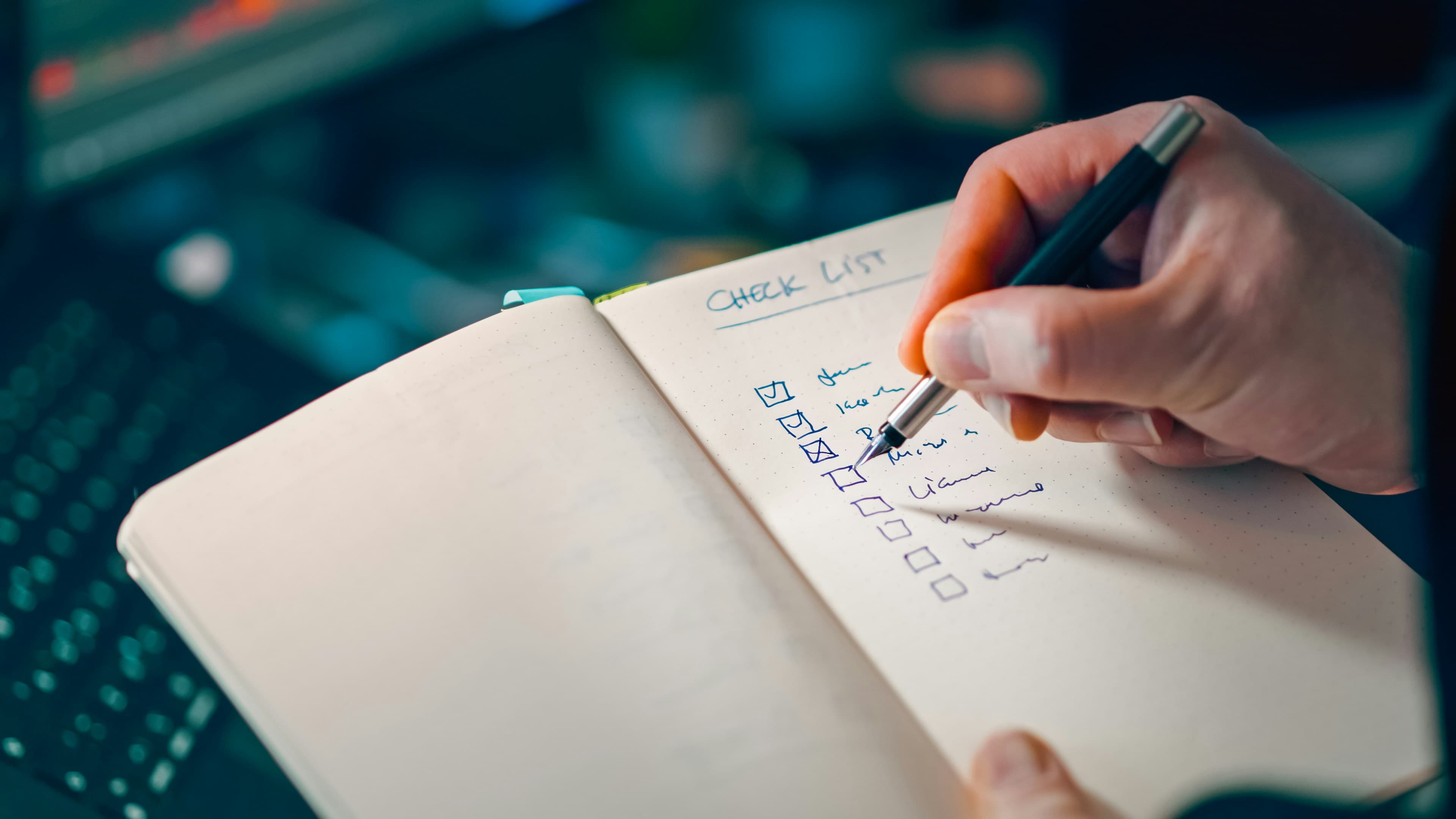 Desk Job Back Pain Habit Plan (10 Minutes a Day)